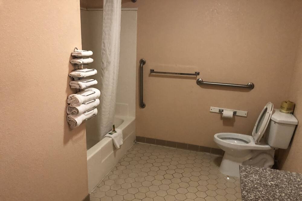 Photo of Bathroom in National Hills