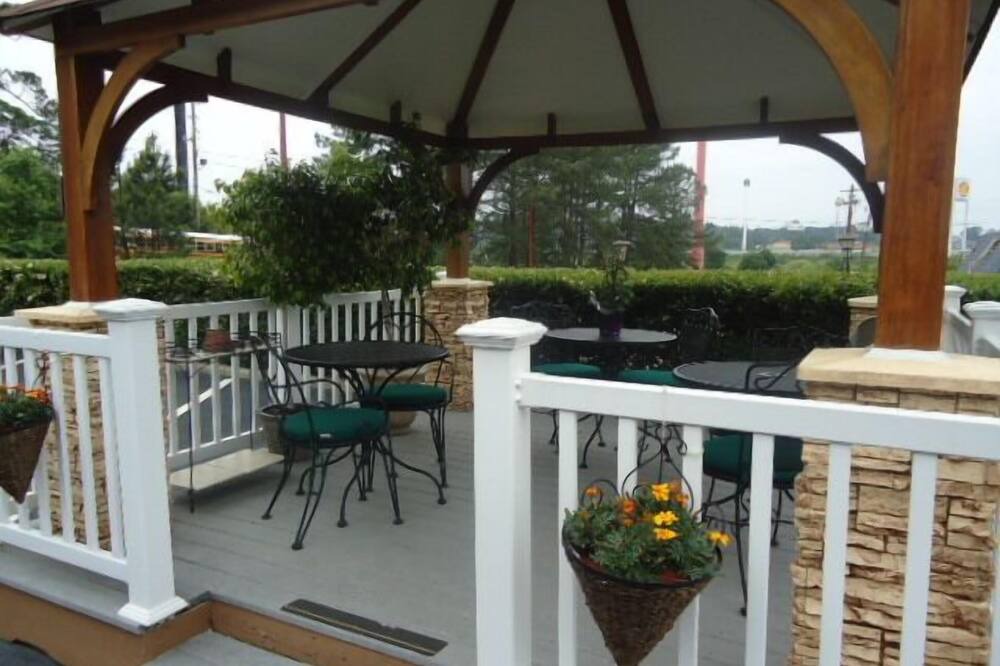 Photo of Outdoor in National Hills