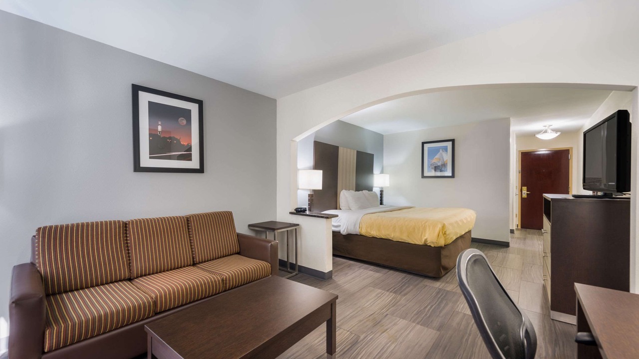 Photo of Livingroom in Huntsville