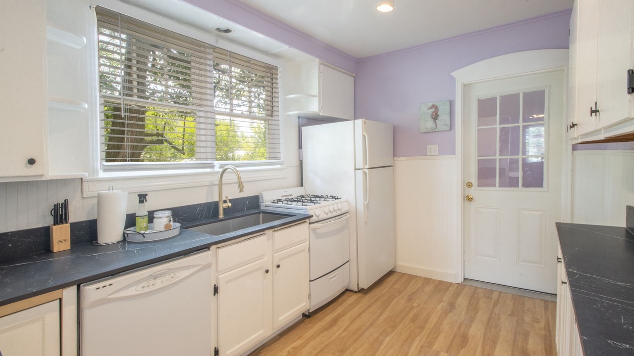 Photo of Kitchen in Long Beach