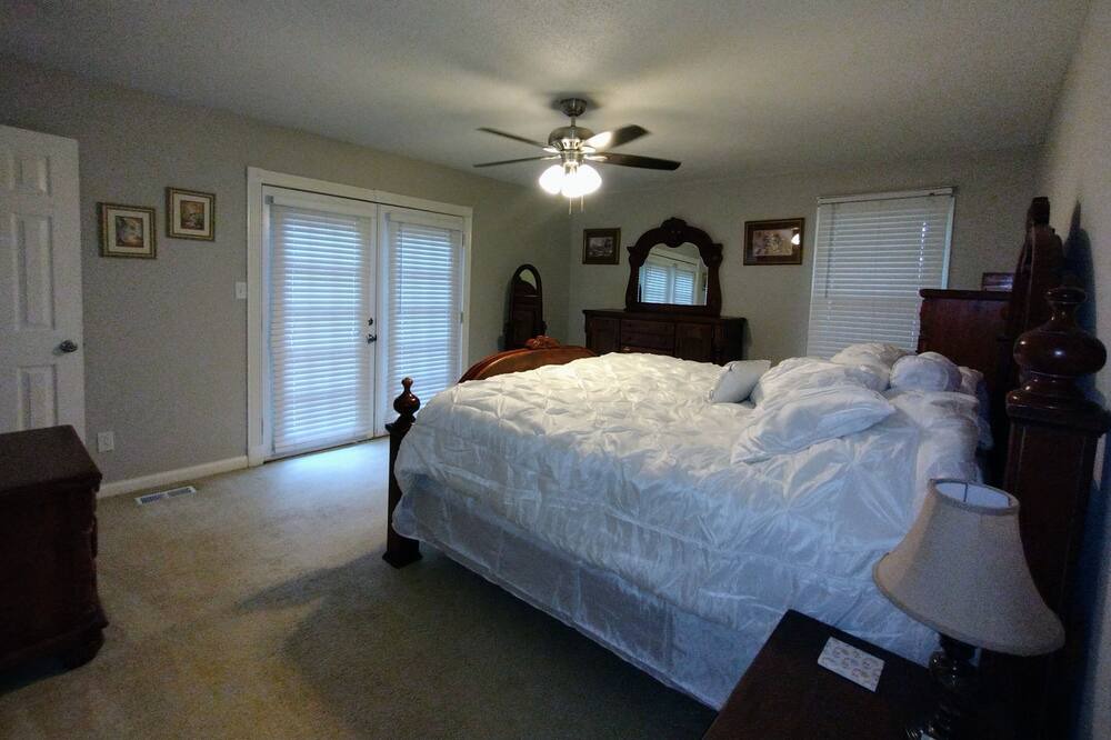 Photo of Bathroom in Scottsboro