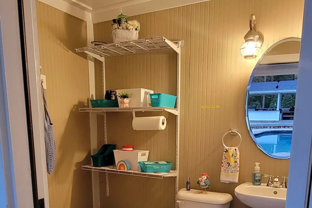 Photo of Bathroom in Grovetown