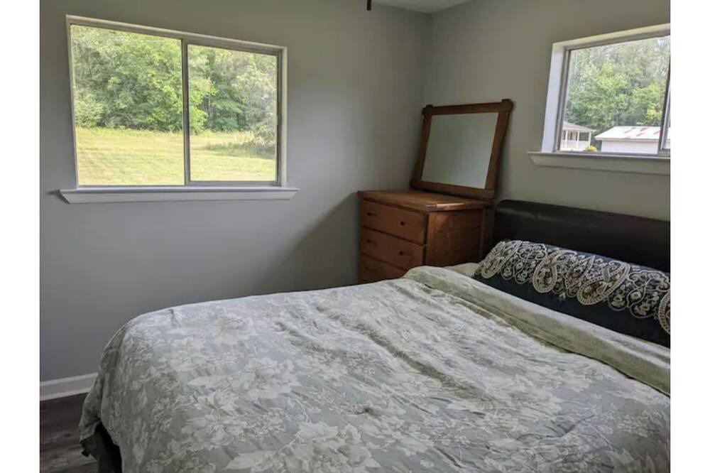 Photo of Bedroom in Laceys Spring