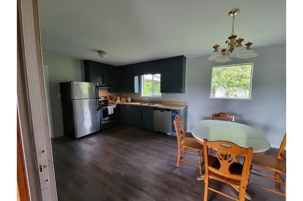 Photo of Kitchen in Laceys Spring