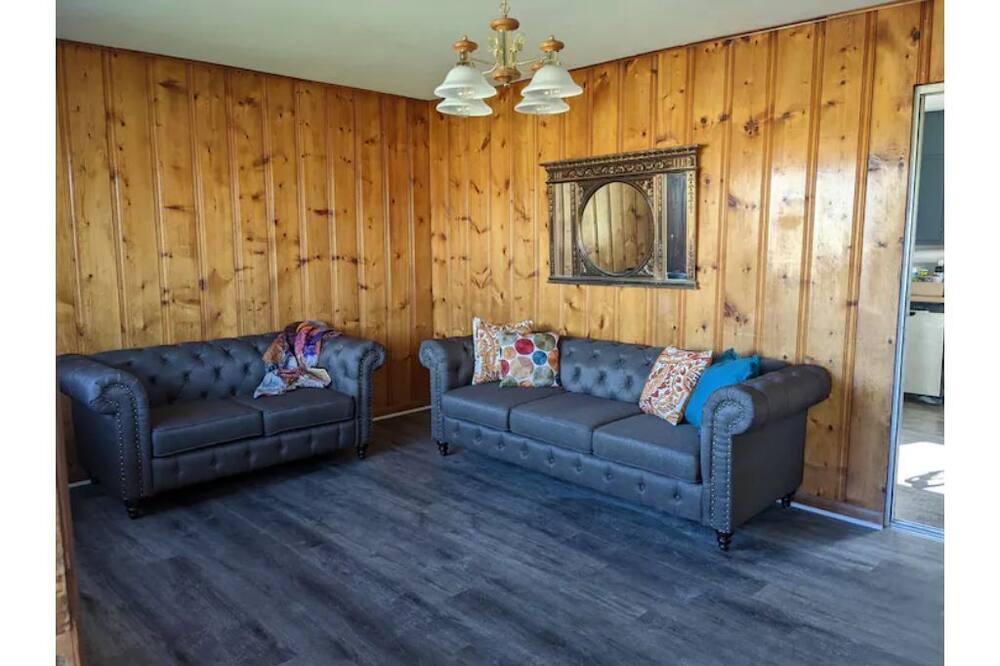 Photo of Livingroom in Laceys Spring
