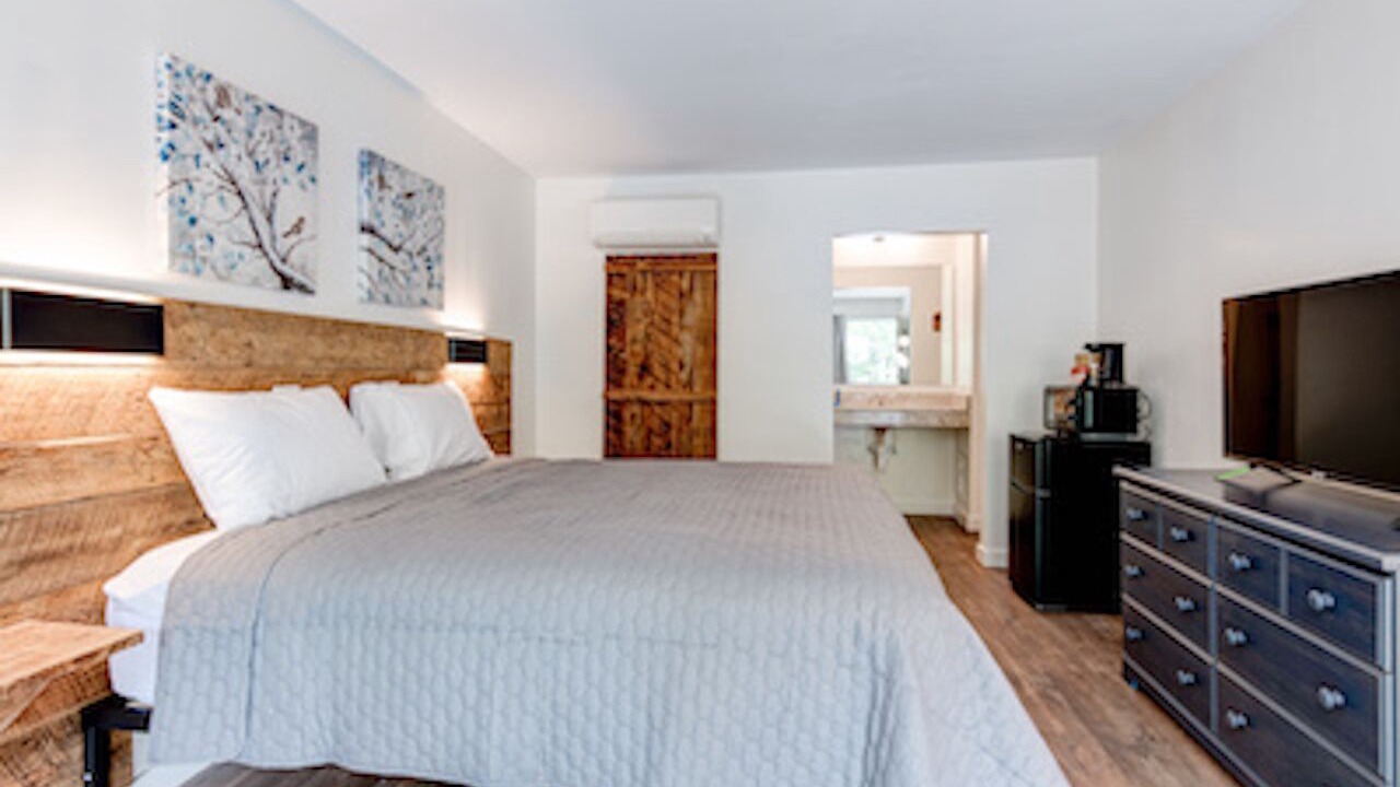 Photo of Bedroom in Maggie Valley