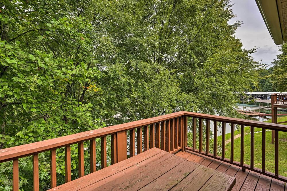 Photo of Patio Balcony in Winchester