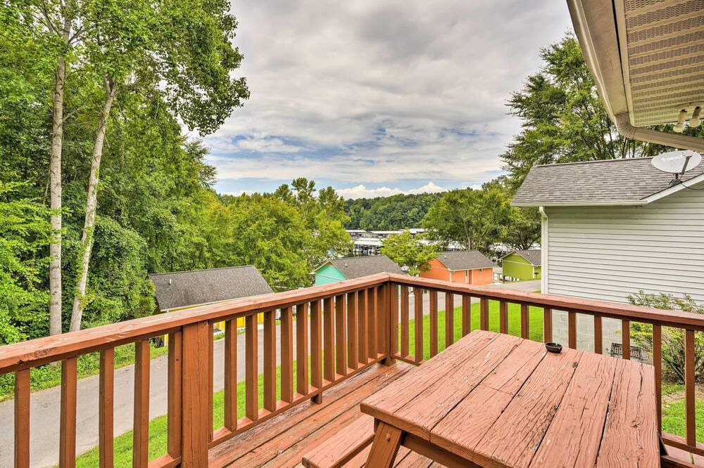 Photo of Patio Balcony in Winchester
