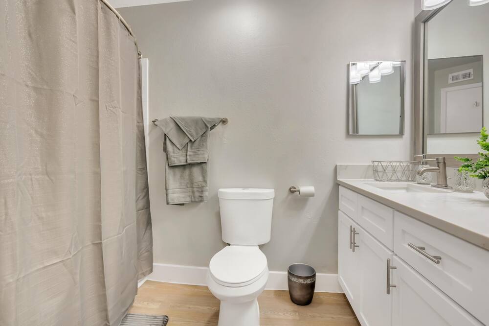 Photo of Bathroom in Arlington