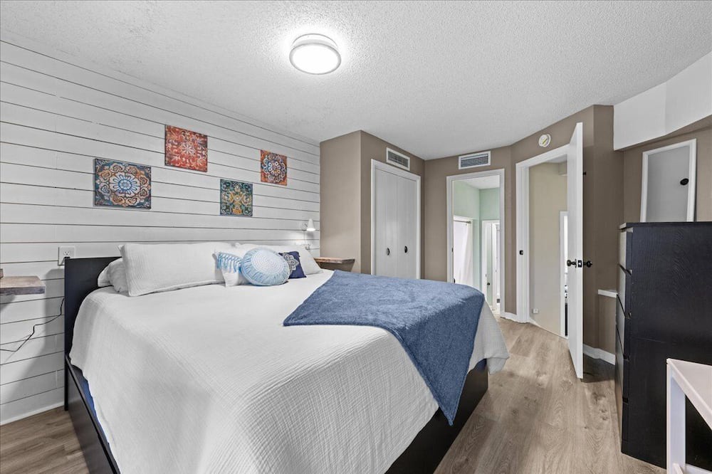 Photo of Bedroom in Middleburg