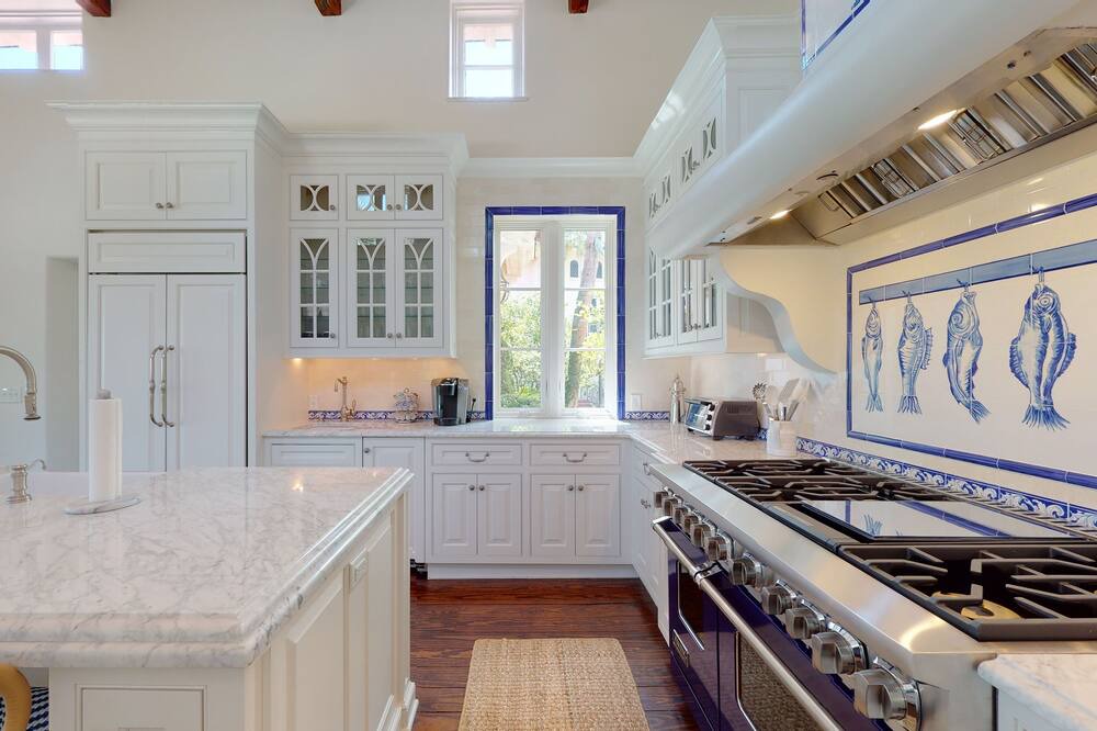 Photo of Others in Sea Island