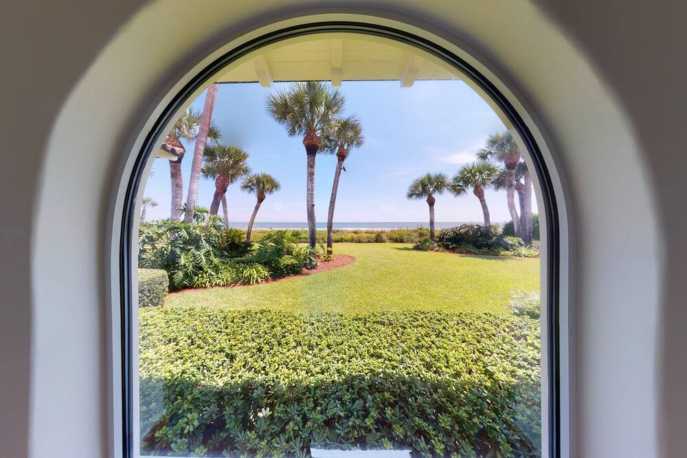 Photo of Others in Sea Island