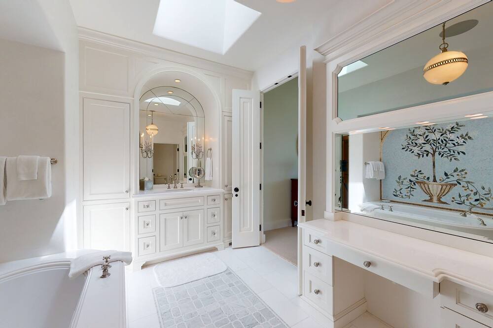 Photo of Bathroom in Sea Island