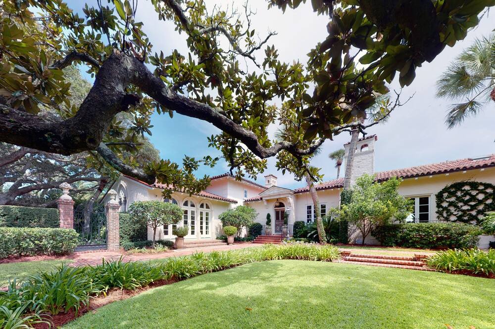 Photo of Outdoor in Sea Island
