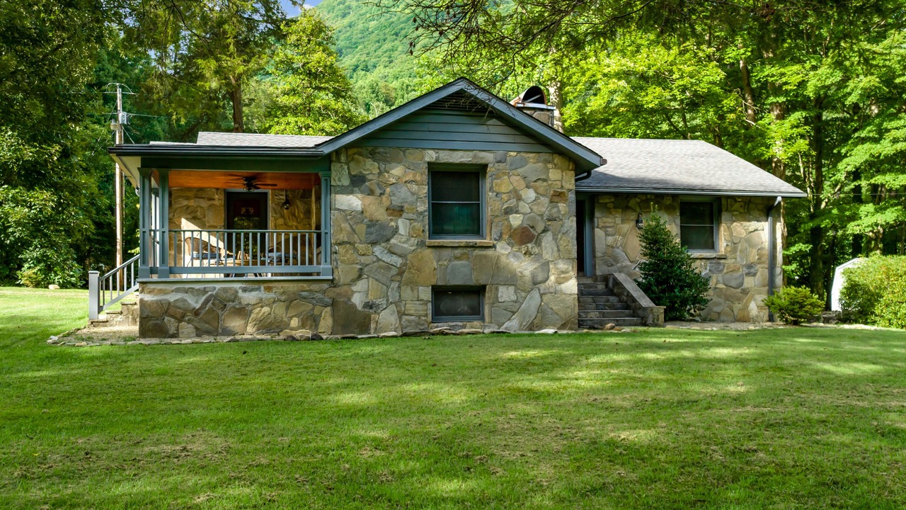 Photo of Outdoor in Maggie Valley