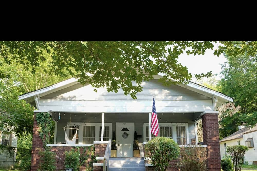 Photo of Outdoor in Crestline Heights