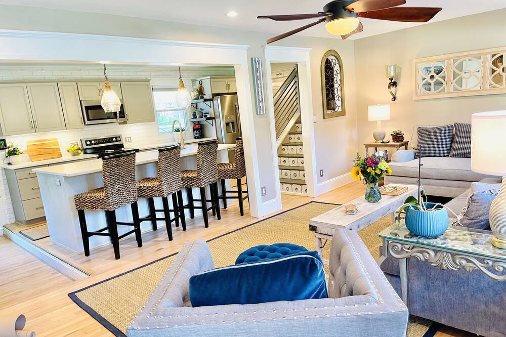 Photo of Livingroom in Johns Island