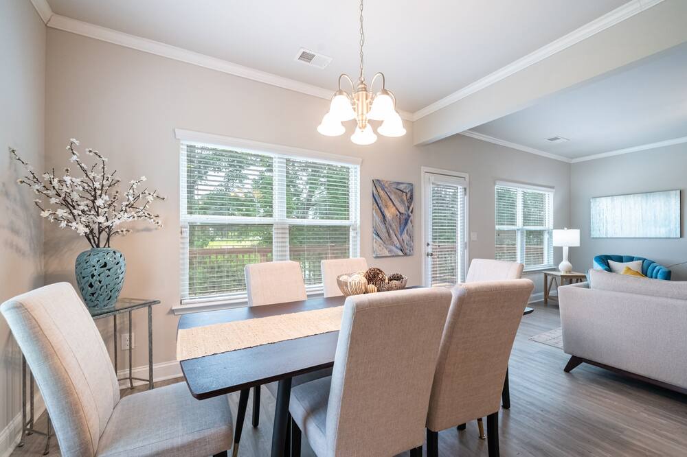 Photo of Livingroom in Morrow