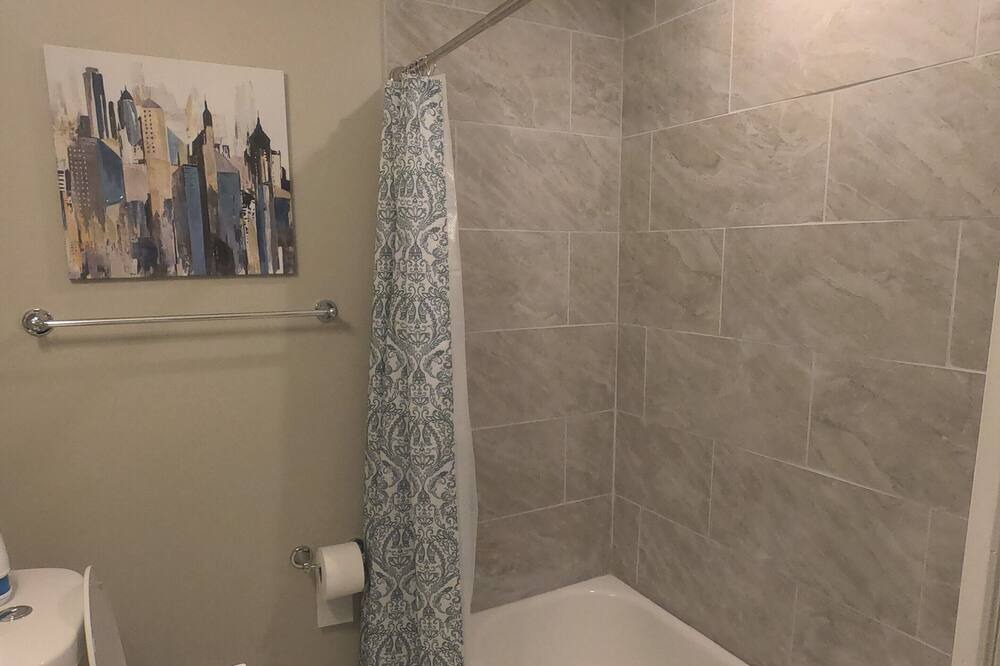Photo of Bathroom in Crestline Heights