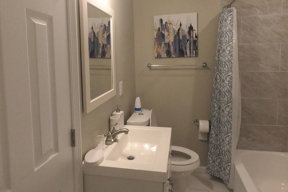 Photo of Bathroom in Crestline Heights