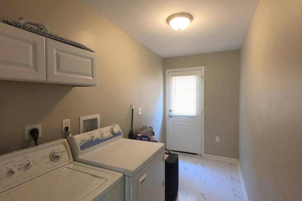Photo of Bedroom in Crestline Heights