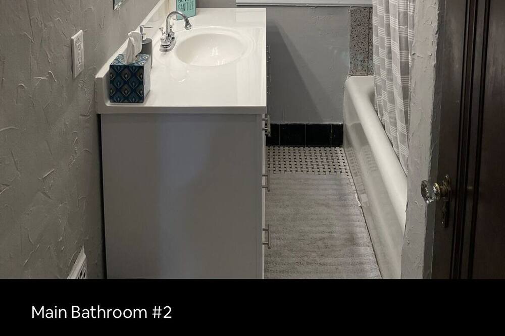 Photo of Bathroom in Crestline Heights
