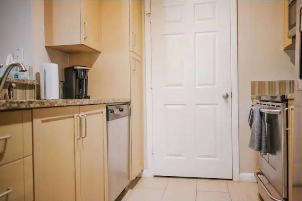 Photo of Kitchen in Port Tampa City