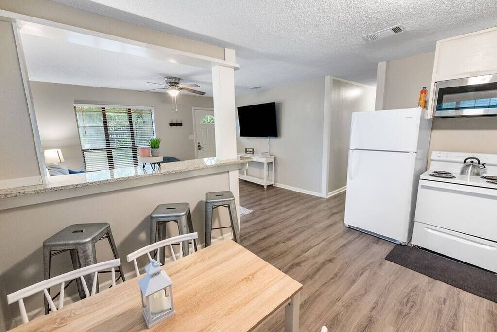 Photo of Kitchen in Saint Elmo
