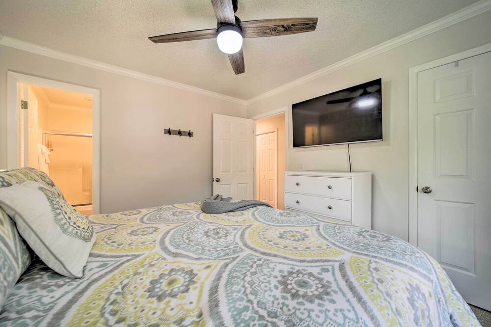 Photo of Bedroom in Maggie Valley