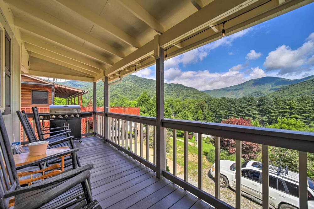 Photo of Patio Balcony in Maggie Valley