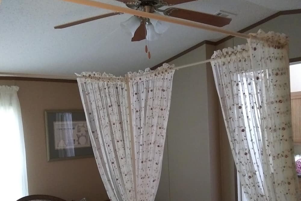 Photo of Bedroom in Eatonton