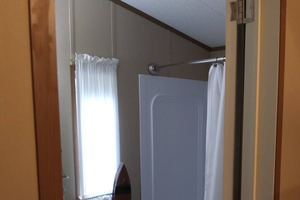 Photo of Bathroom in Eatonton