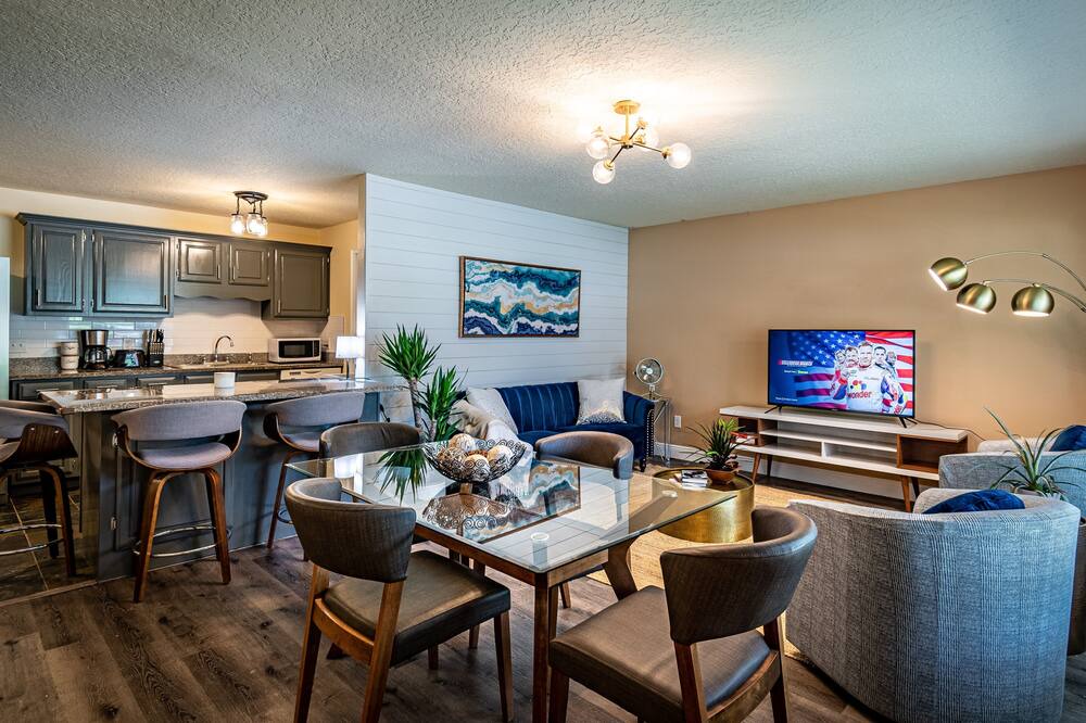 Photo of Livingroom in Ocoee