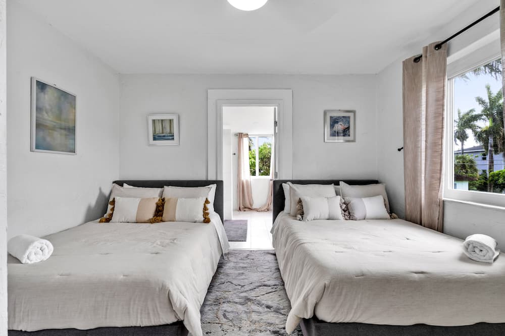 Photo of Bedroom in Seybold