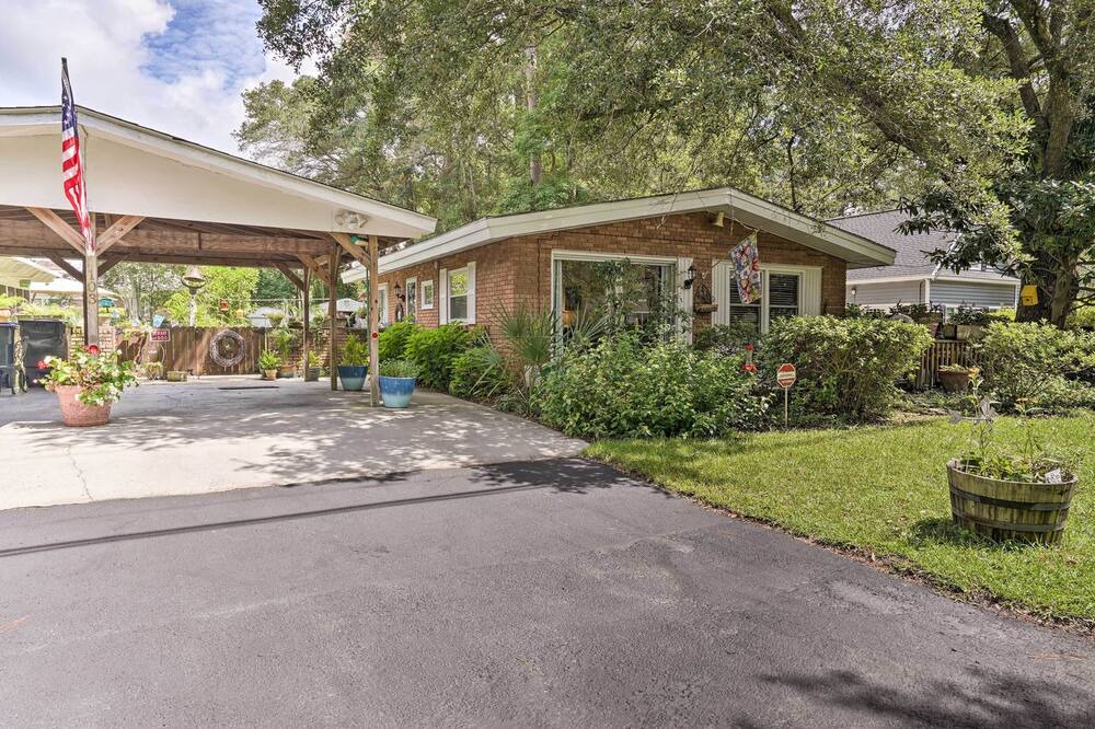 Photo of Others in Summerville Historic District