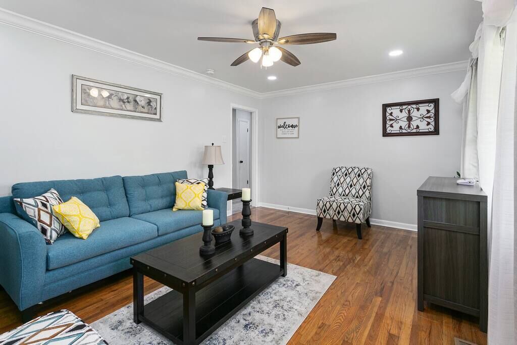 Photo of Livingroom in Decatur