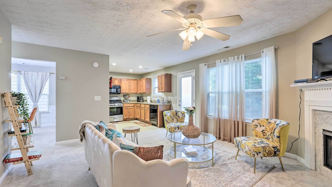 Photo of Livingroom in Union City