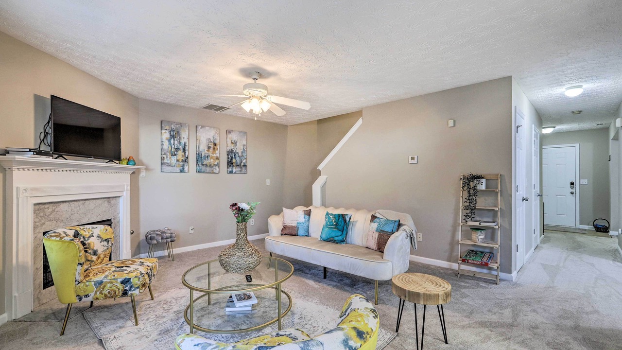 Photo of Livingroom in Union City