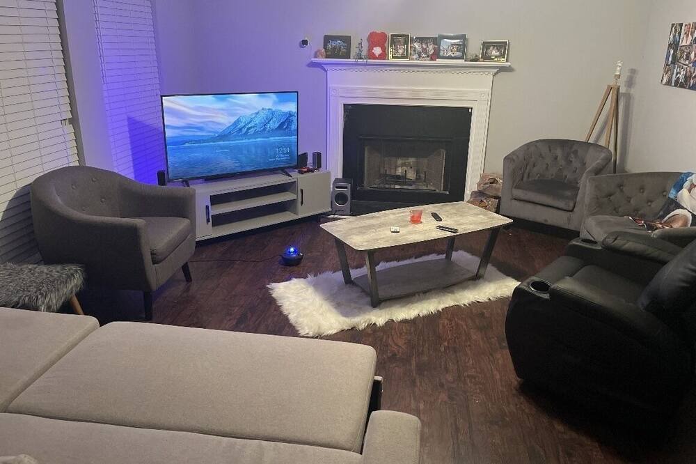 Photo of Livingroom in Fairburn