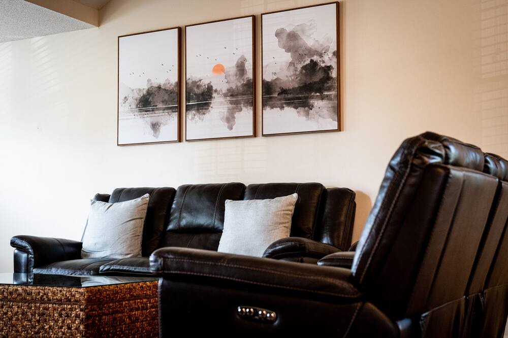 Photo of Livingroom in Centerville