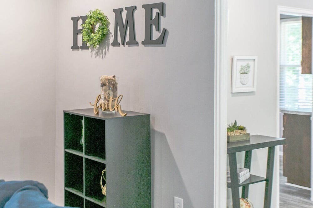 Photo of Livingroom in Macon