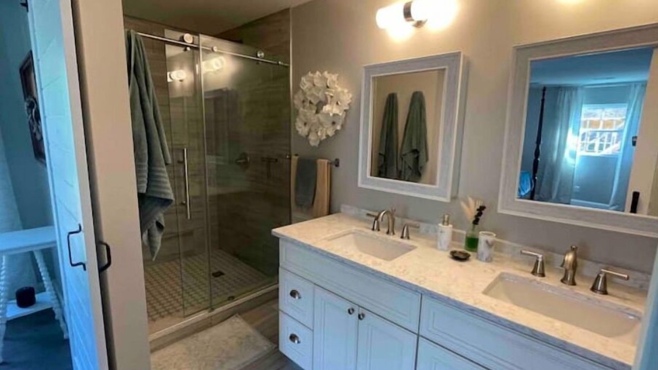Photo of Bathroom in West Ashley