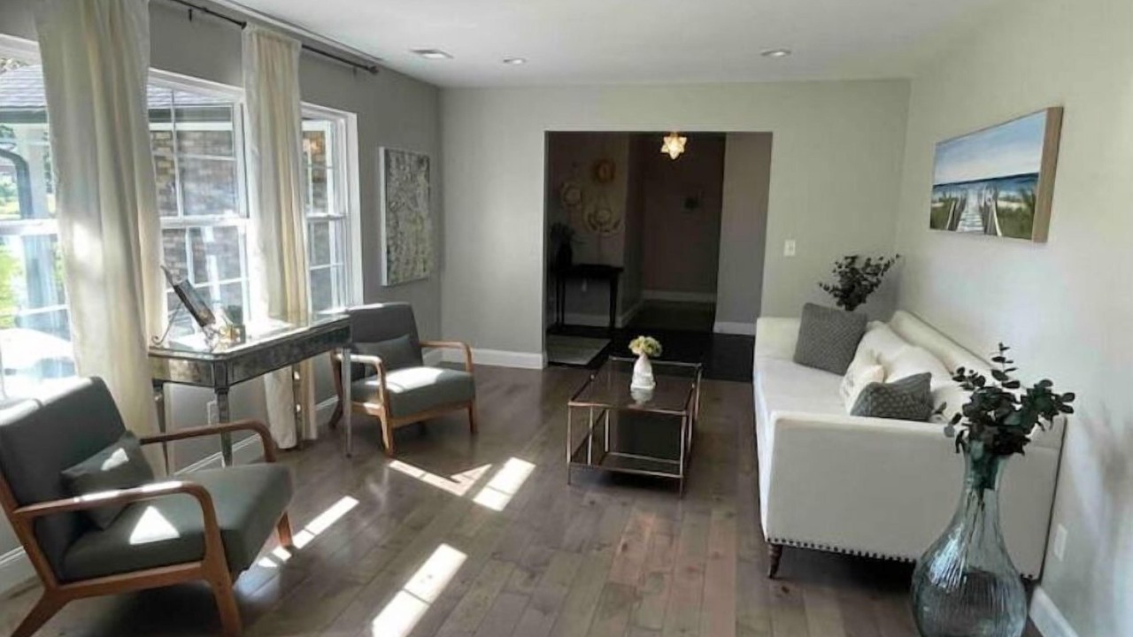 Photo of Livingroom in West Ashley