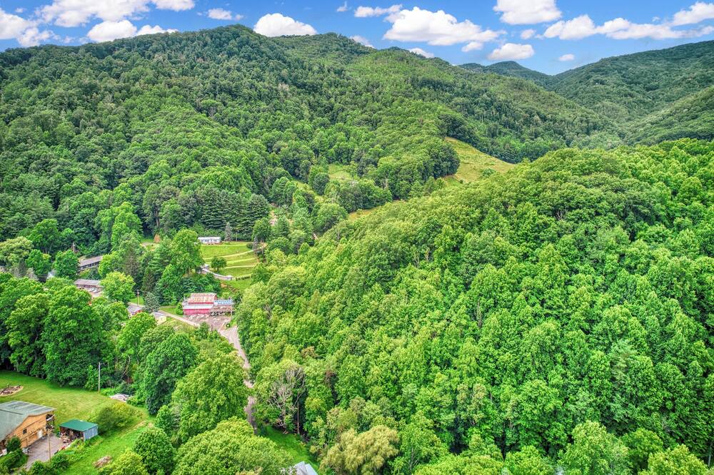 Photo of Outdoor in Maggie Valley