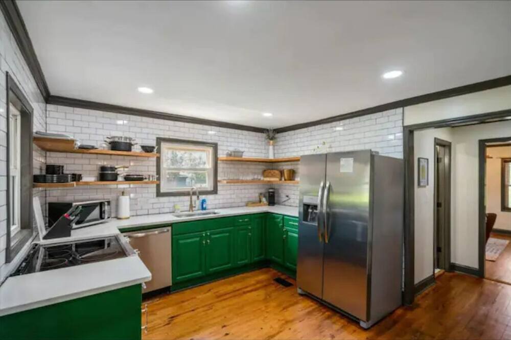 Photo of Kitchen in Belmont Historic District