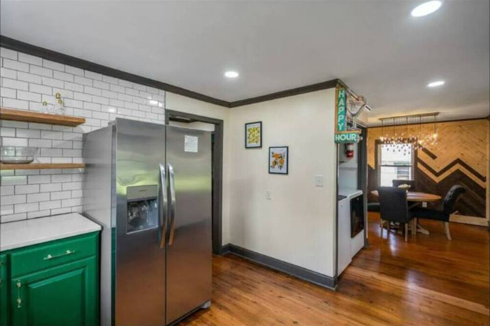 Photo of Kitchen in Belmont Historic District