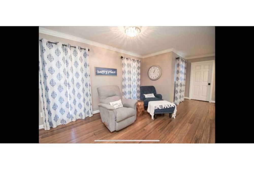 Photo of Kitchen in Inman