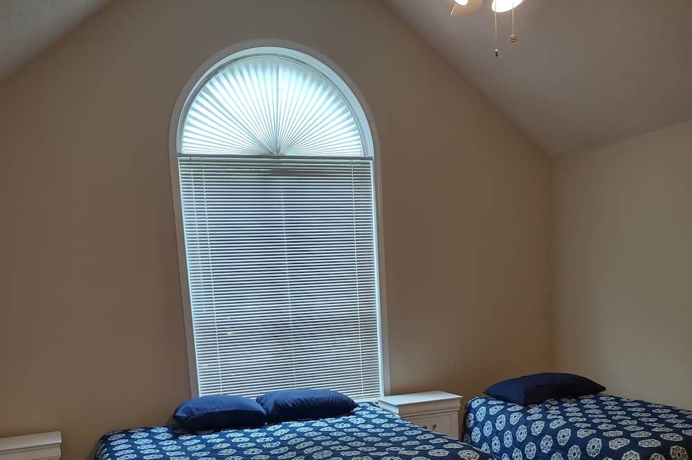 Photo of Bedroom in Carrollton