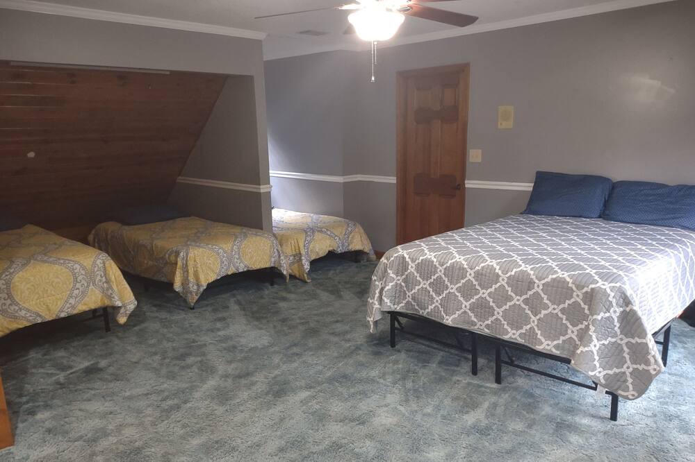 Photo of Bedroom in Carrollton