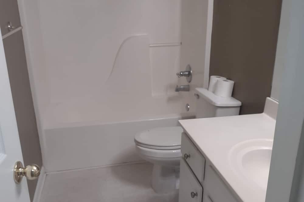 Photo of Bathroom in Carrollton